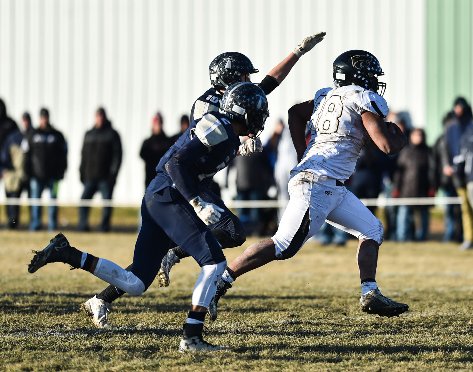 112319-mda-spt-aw-football-030a.jpg
